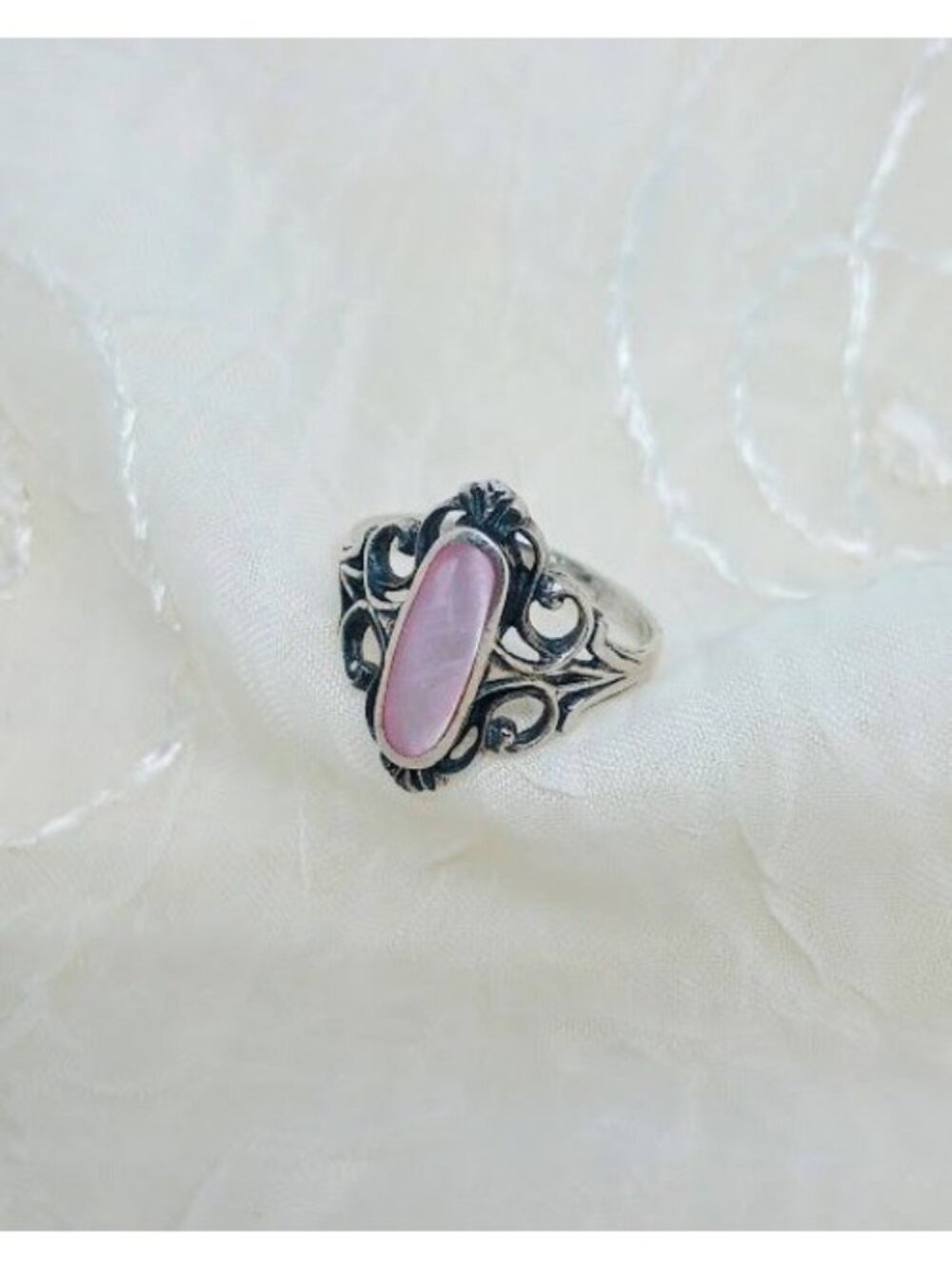 Vintage-Sterling Silver Pink Mother Of Pearl Inlay Filigree Ring Size 7.5 - Picture 2 of 7